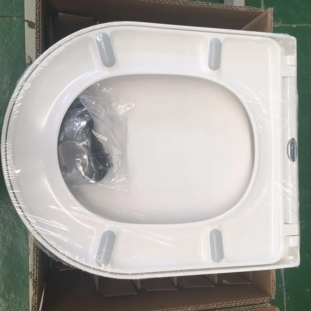 Removable Easy Release Slow Close Wc Sitz Urea Square Toilet Seat Cover