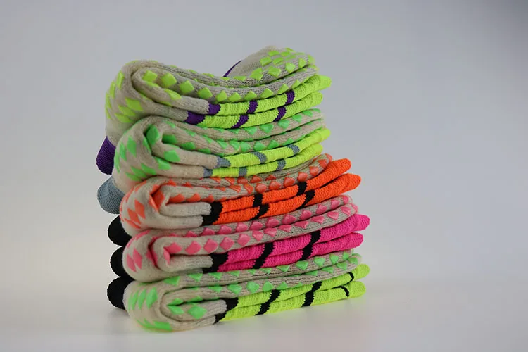 Custom made high quality Towel bottom Thickened sole grip sport socks