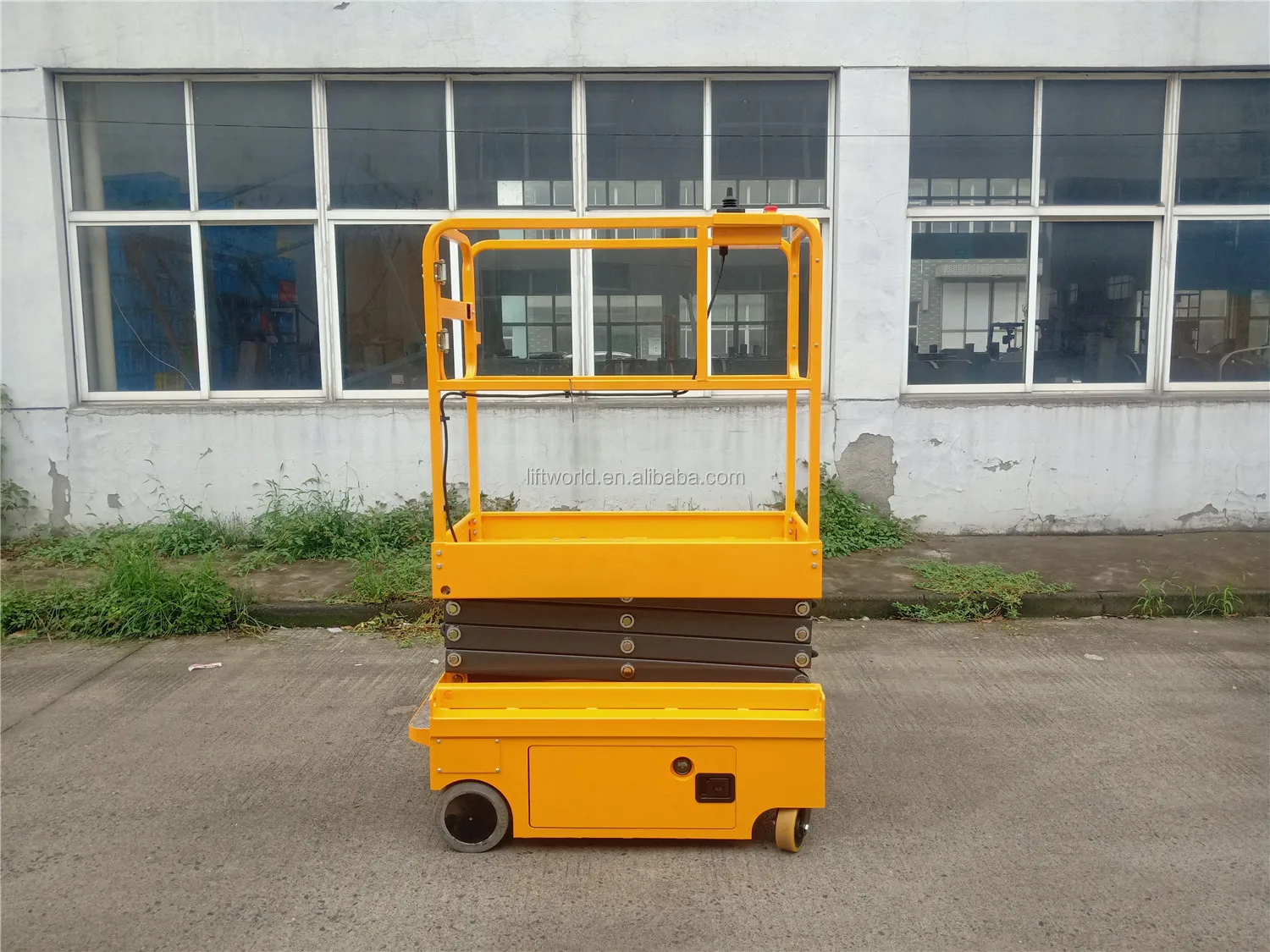 Mini Self Propelled Scissor Lift Platform Hydraulic Elevator Auto Lift