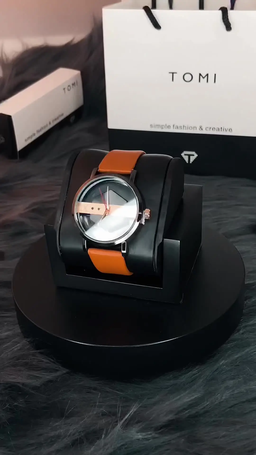 TOMI Hollow Design Minimalism Quartz Watch - Men's Luxury