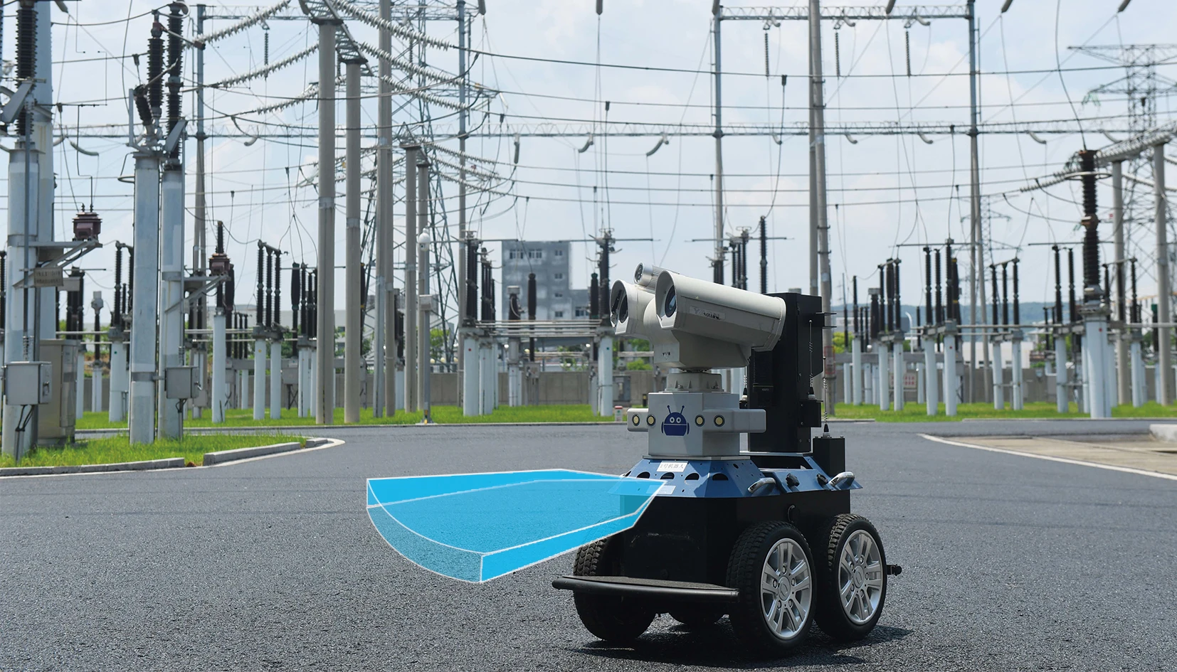 Колёсные и гусеничные роботы. Роботы с лидаром и камерой. Роботы 2022 года. Роботы с лидаром и камерой. Лазерный локатор лидар.