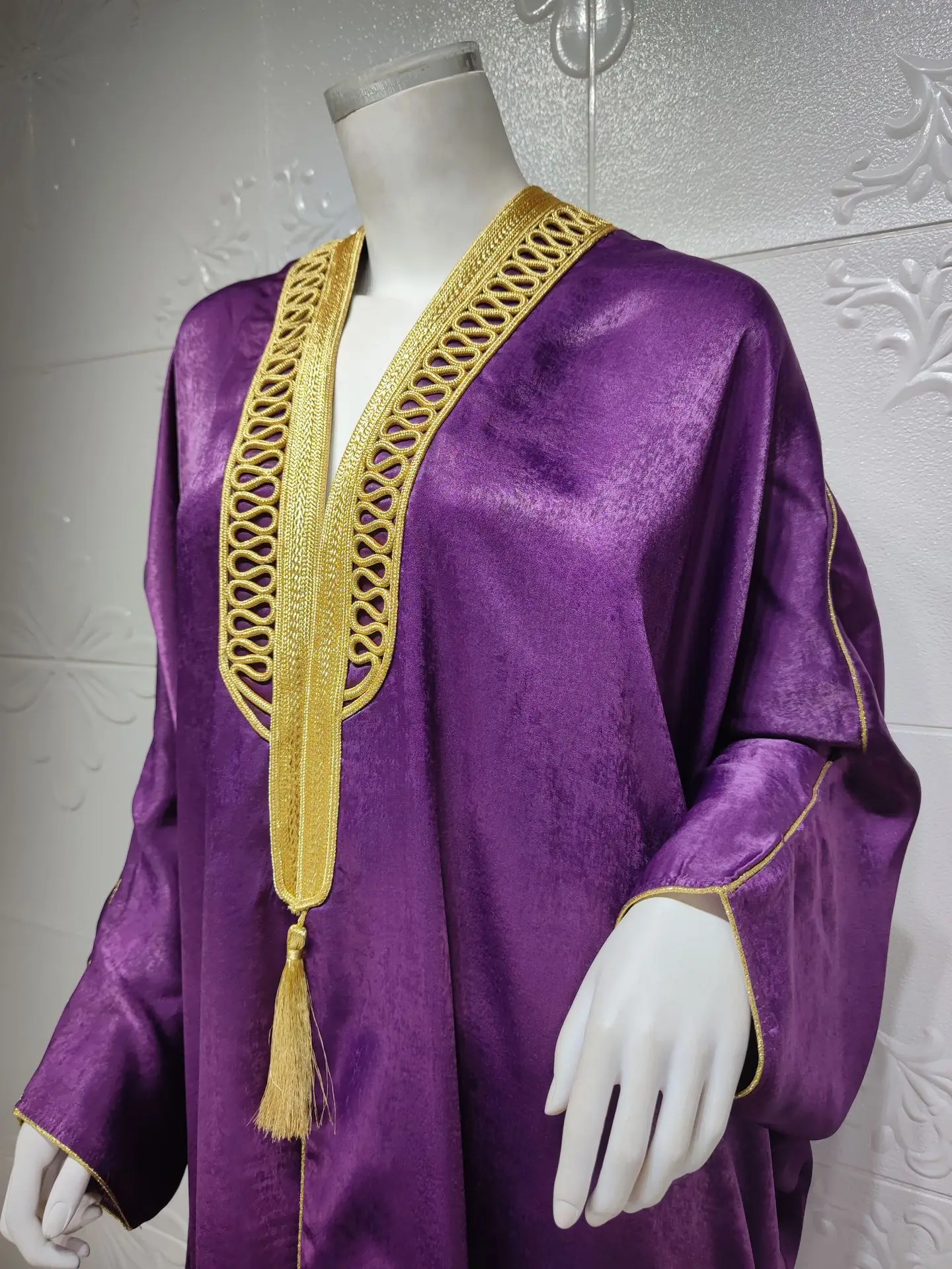 Ab015 Dubaï Cardigan Robe pour femmes longue musulmane Abaya manches chauve-souris Sexy velours vêtements Simple solide motif naturel taille