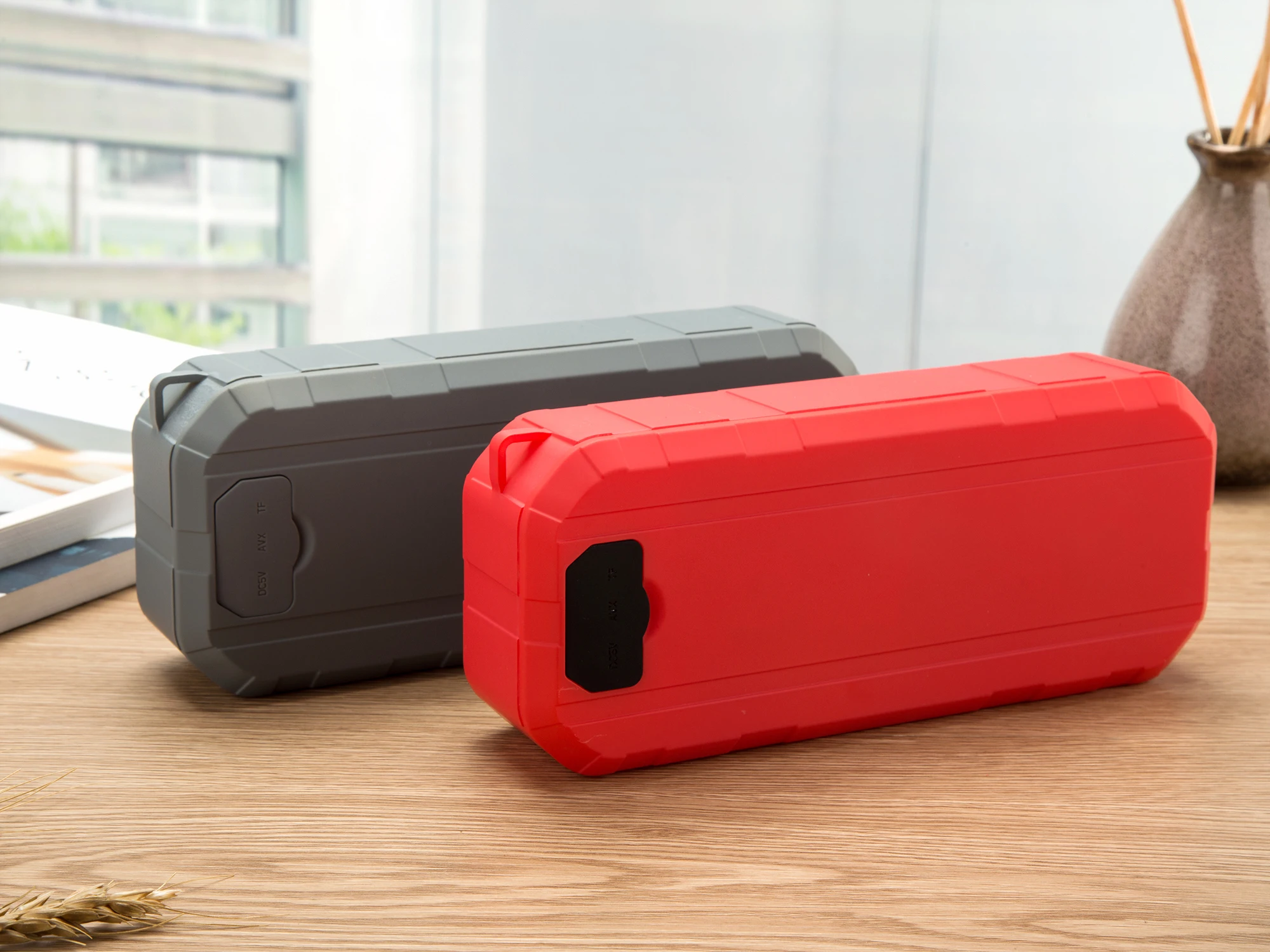 Portable Water Resistant Bass Outdoor Music Play Wireless Hands-free Bluetooth Speaker - ANKUX.COM