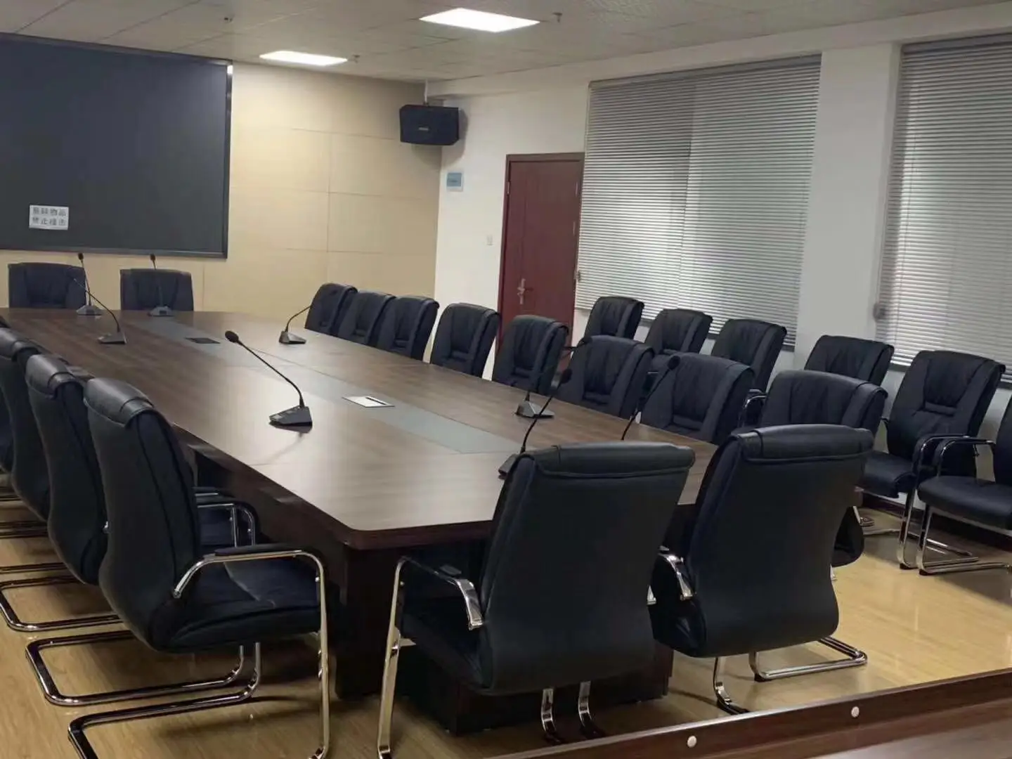 Office Chair Without Wheels 8239c Pu Leather Ergonomic Chairs For