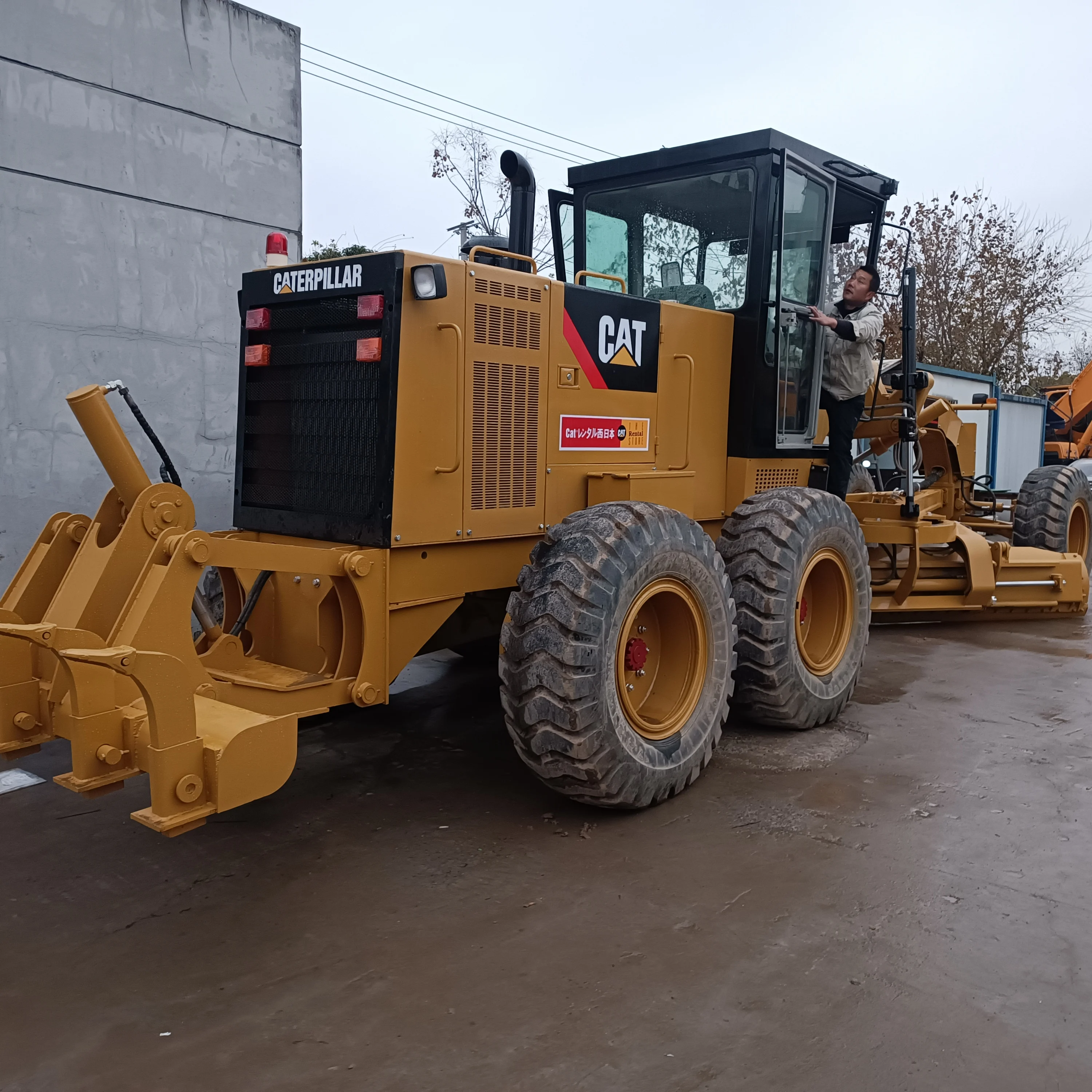 Caterpillar Cat140h Second-hand Grader Smooth And Strong Cat140 Grader ...