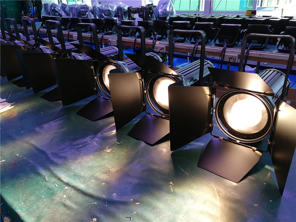 200w cob 双色聚光灯 led 舞台菲涅耳灯