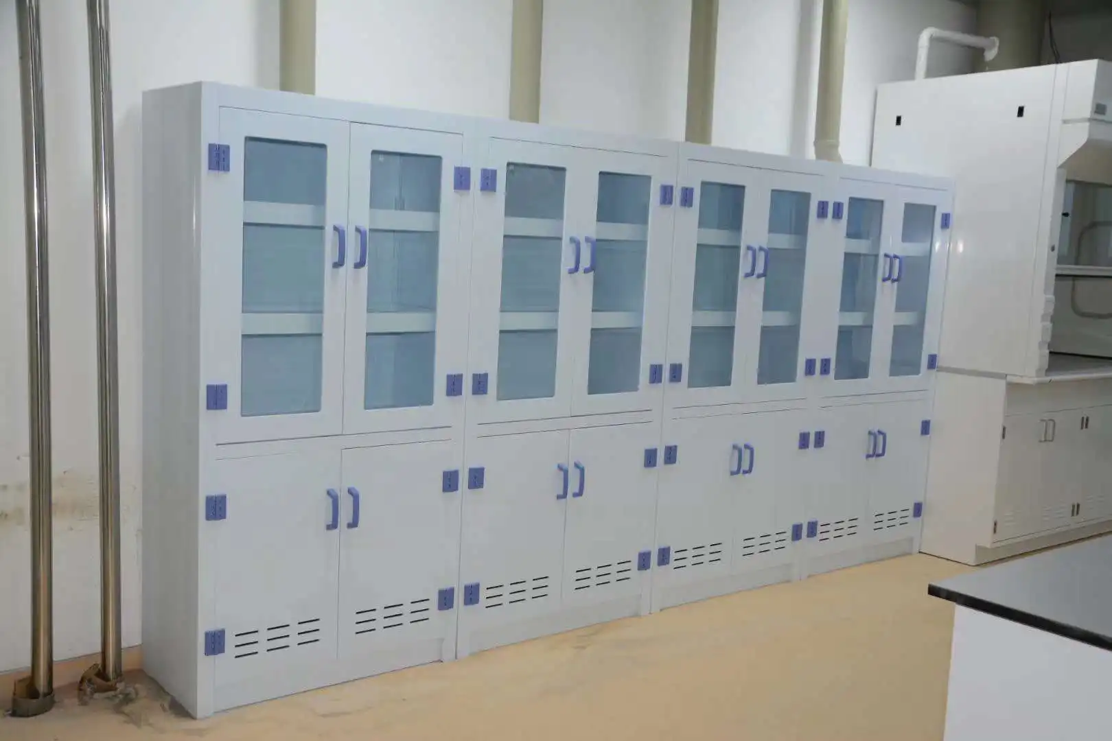 Modern Furniture Steel Sliding Glass Door Chemical Reagents Laboratory