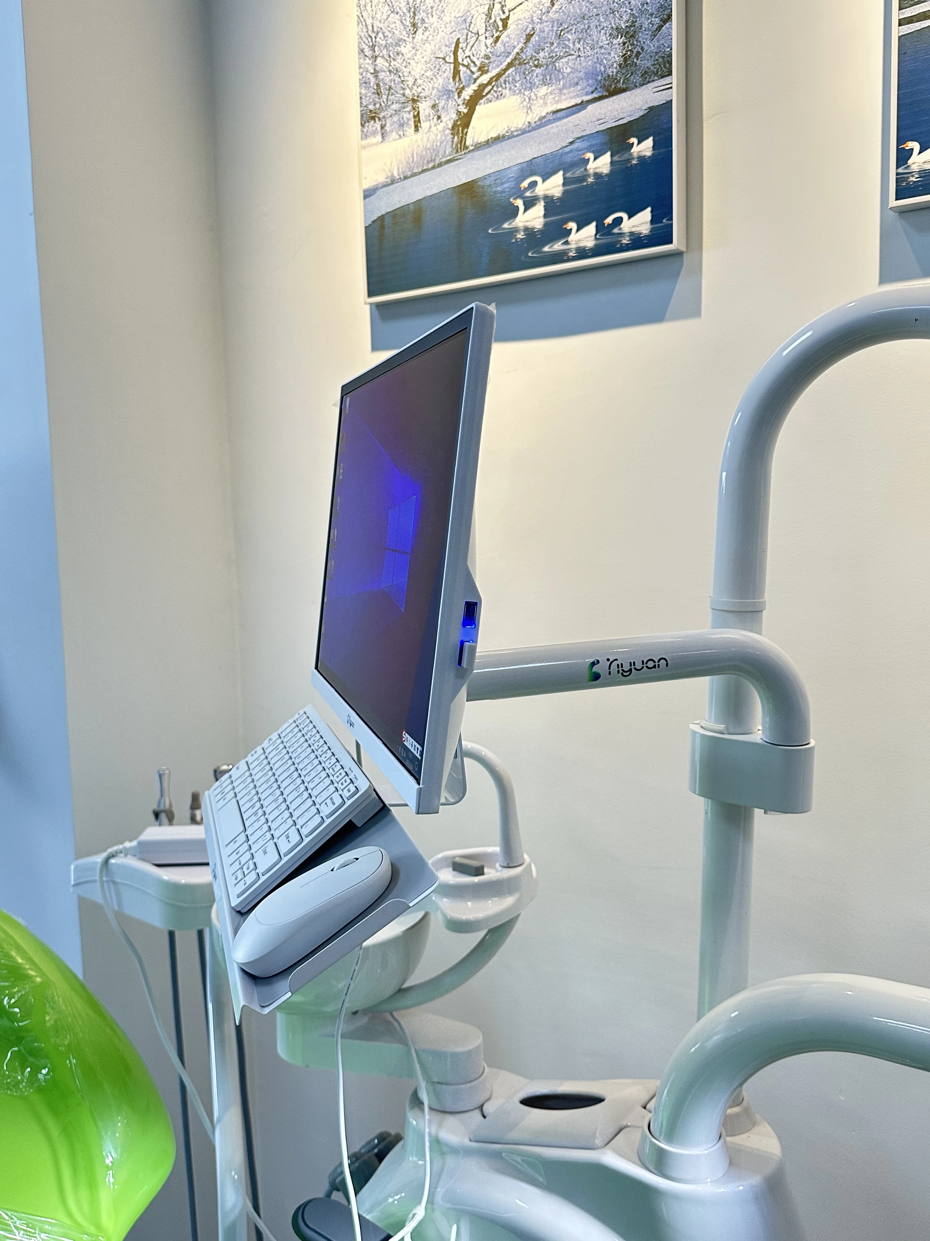 Dental Endoscopes Computer Allinone Dental Multifunctional Devices With Handle Monitor 19