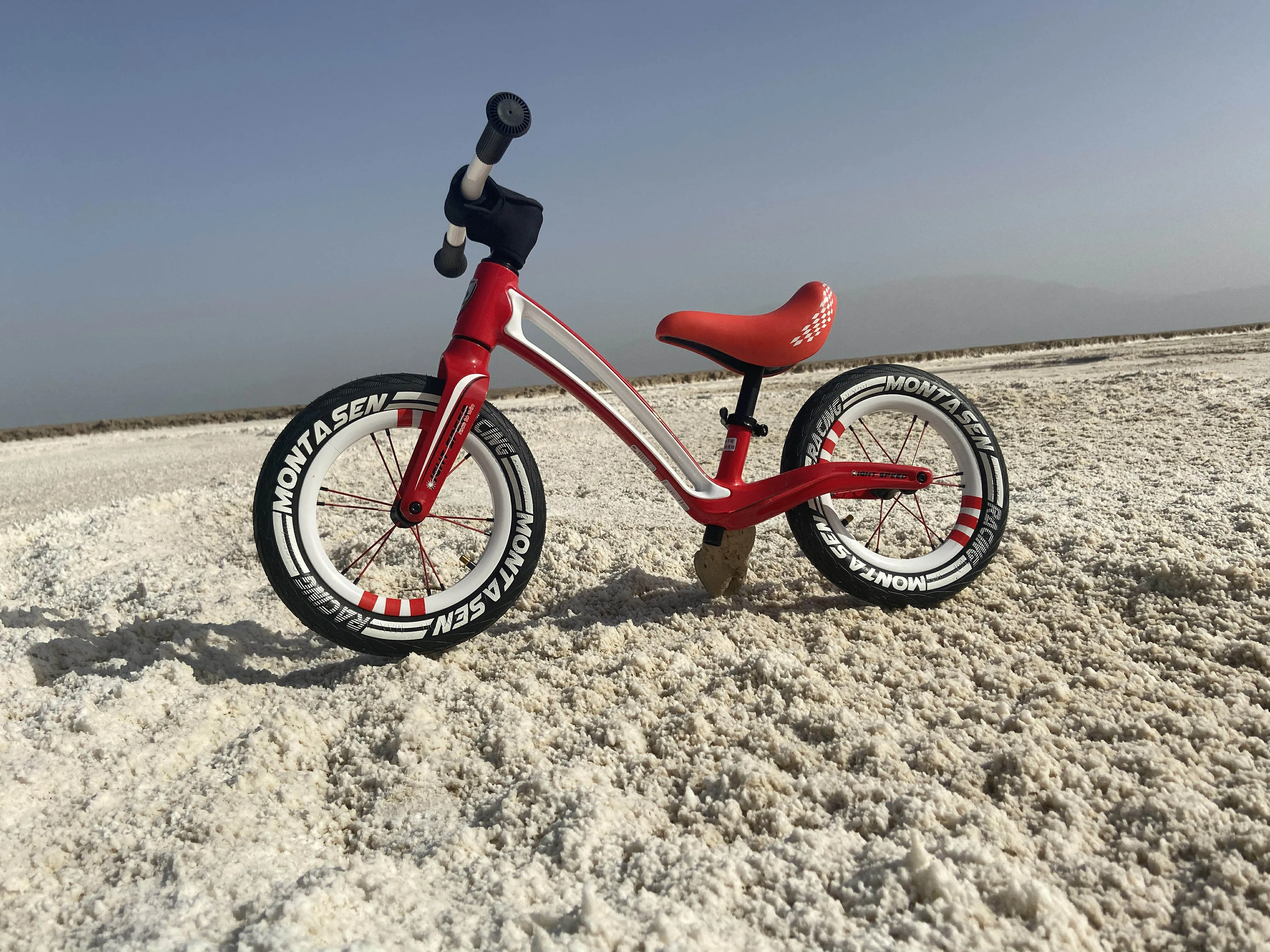 new arrival kids balance bike super light magnesium alloy frame