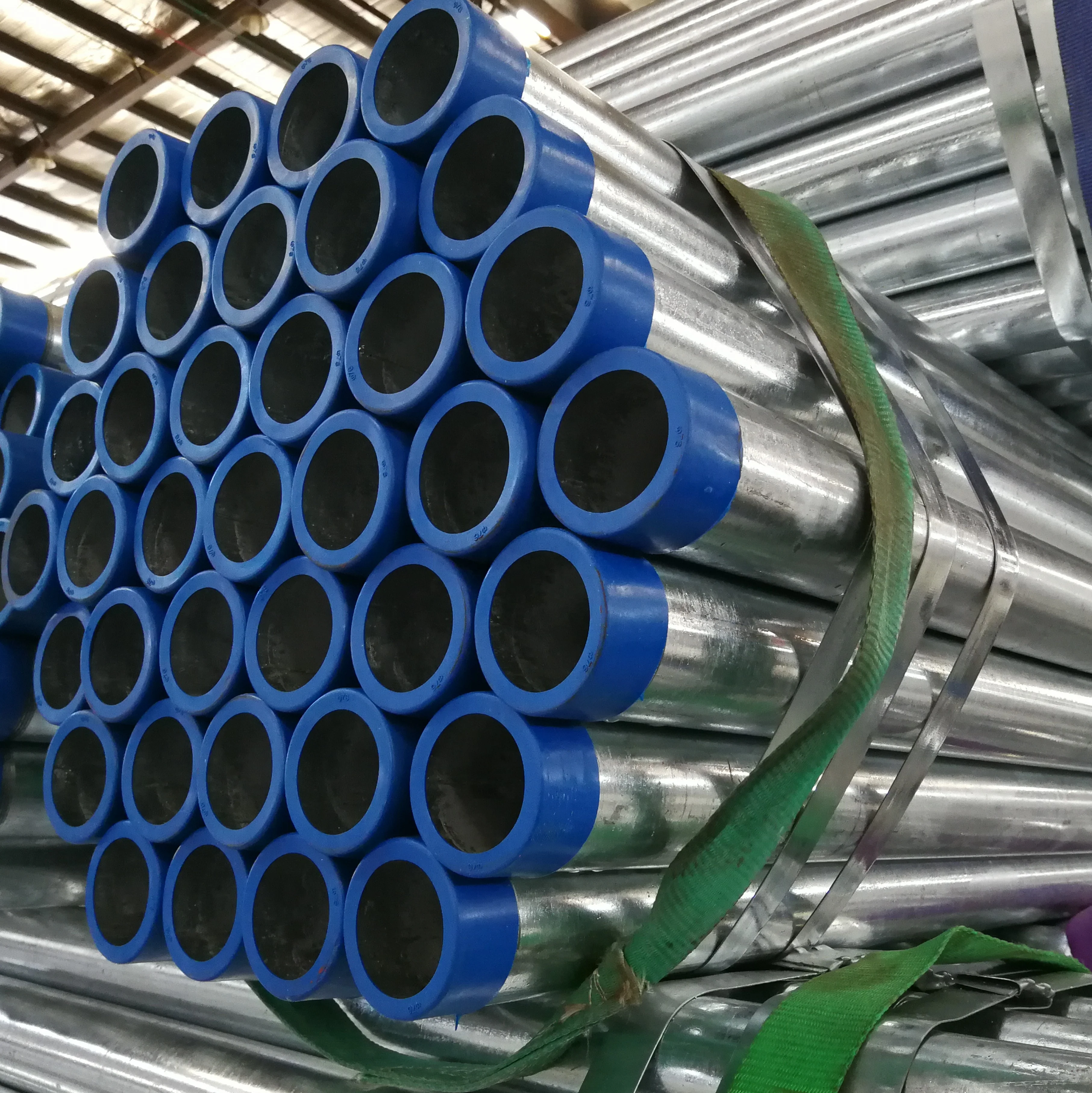 Медные трубы для водопровода. Трубач музыкант. Эйленкриг симон львович. Музыкант с трубой. Погрузка труб стальных ду 700.