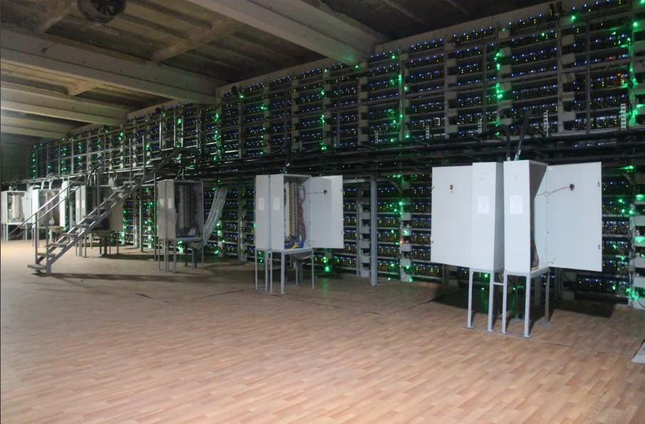 最佳成本效益矿机antminer s5 25t 22爱核心艾森爱信a1 25t btc比特币