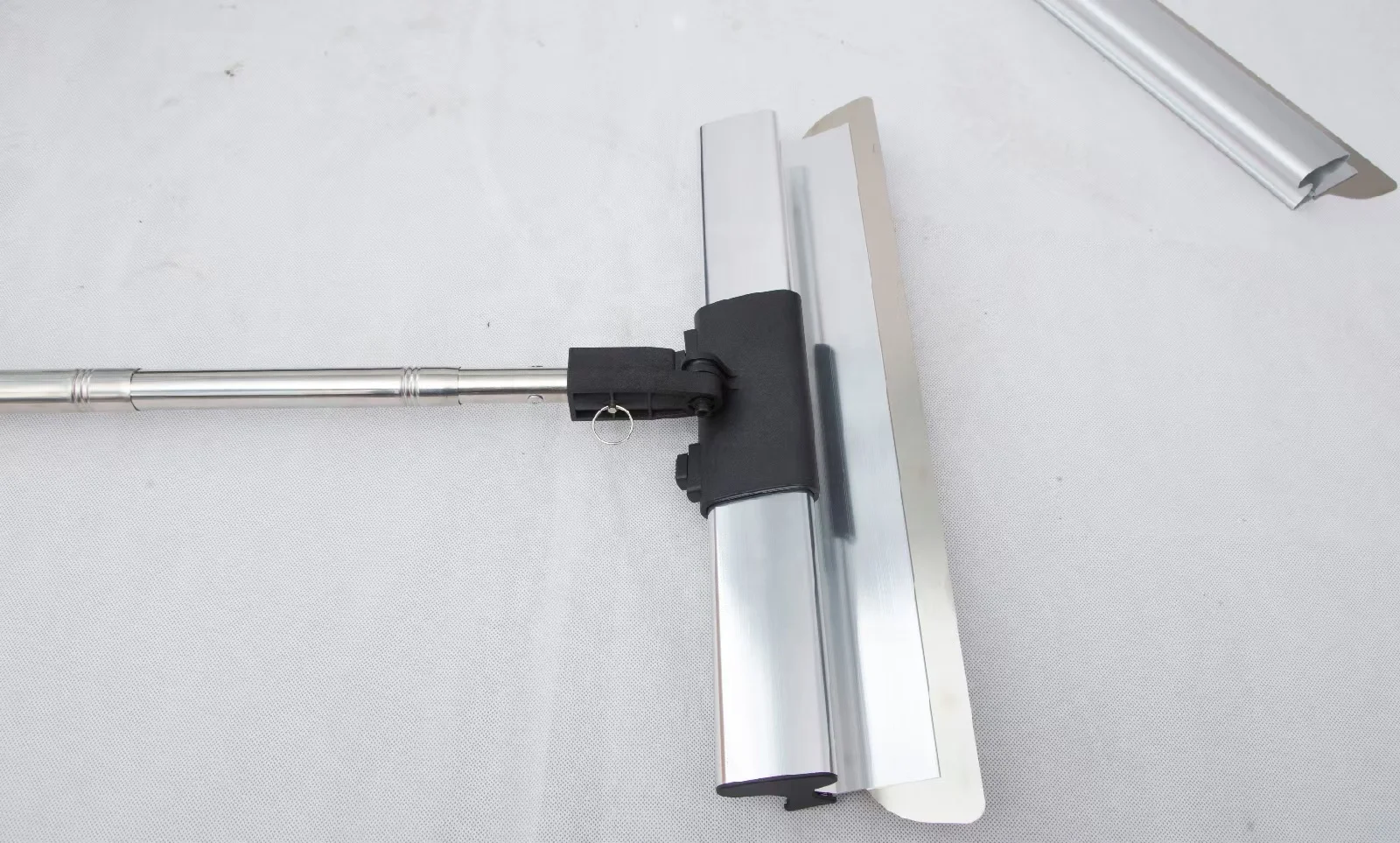 Drywall Finishing Skimming Blade In Steel With Handle And Extension