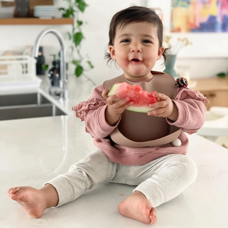 Easily Clean Bpa Free Waterproof Food Grade Silicone Baby Bib For