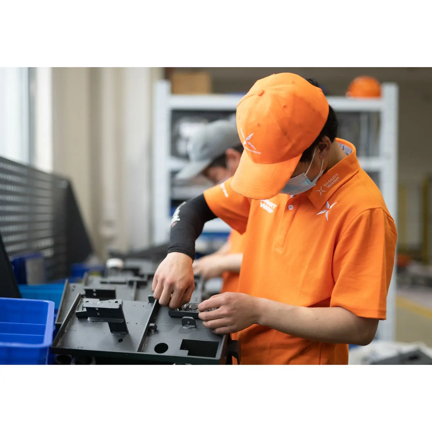 Máy quấn pallet thực phẩm và đồ uống tự động hoàn toàn năng suất cao kiểu vòng đòn bẩy với các bộ phận lõi bánh răng