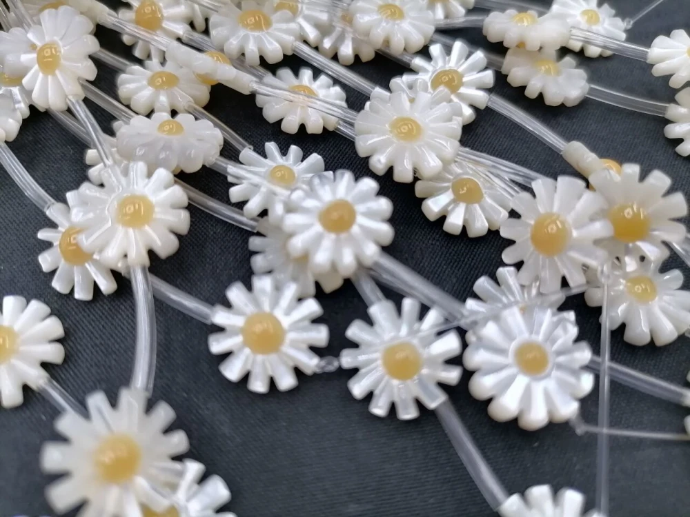 
10mm 12mm Natural Flower Mother Of Pearl Shell Beads For Making Jewellery 