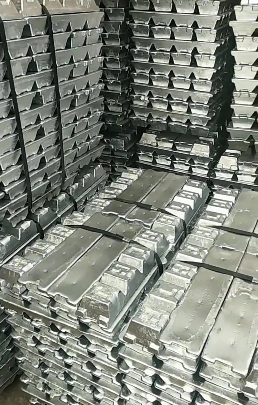 995%. Цам 4-1. Алюминиевый сплав ак12м2. Слиток цинка. Чушка алюминиевая а7 90х170.