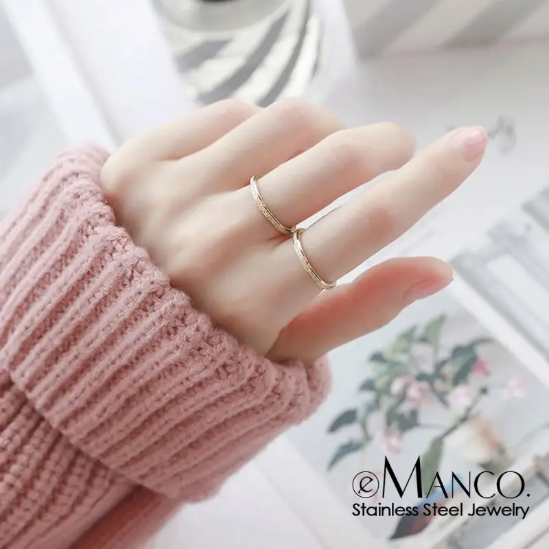 Round Wedding Rings