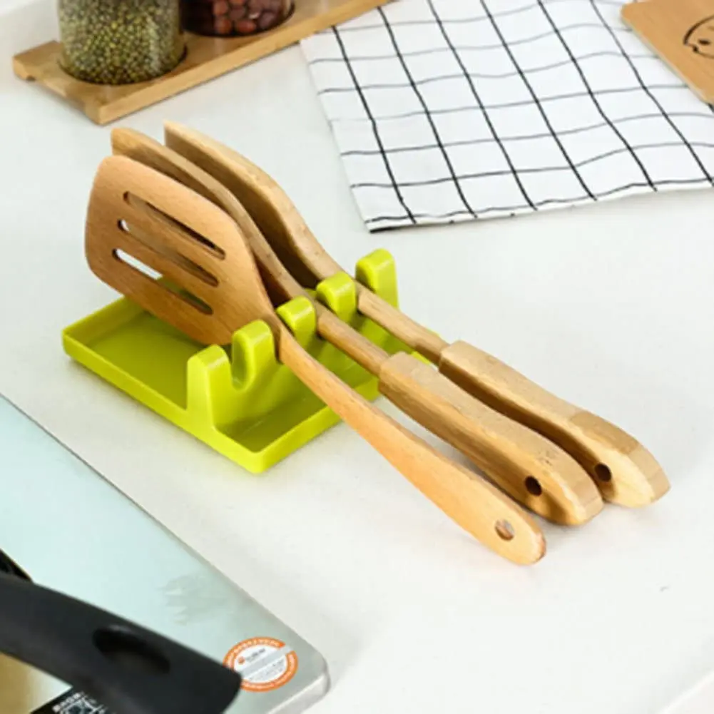 kitchen utensil set with holder