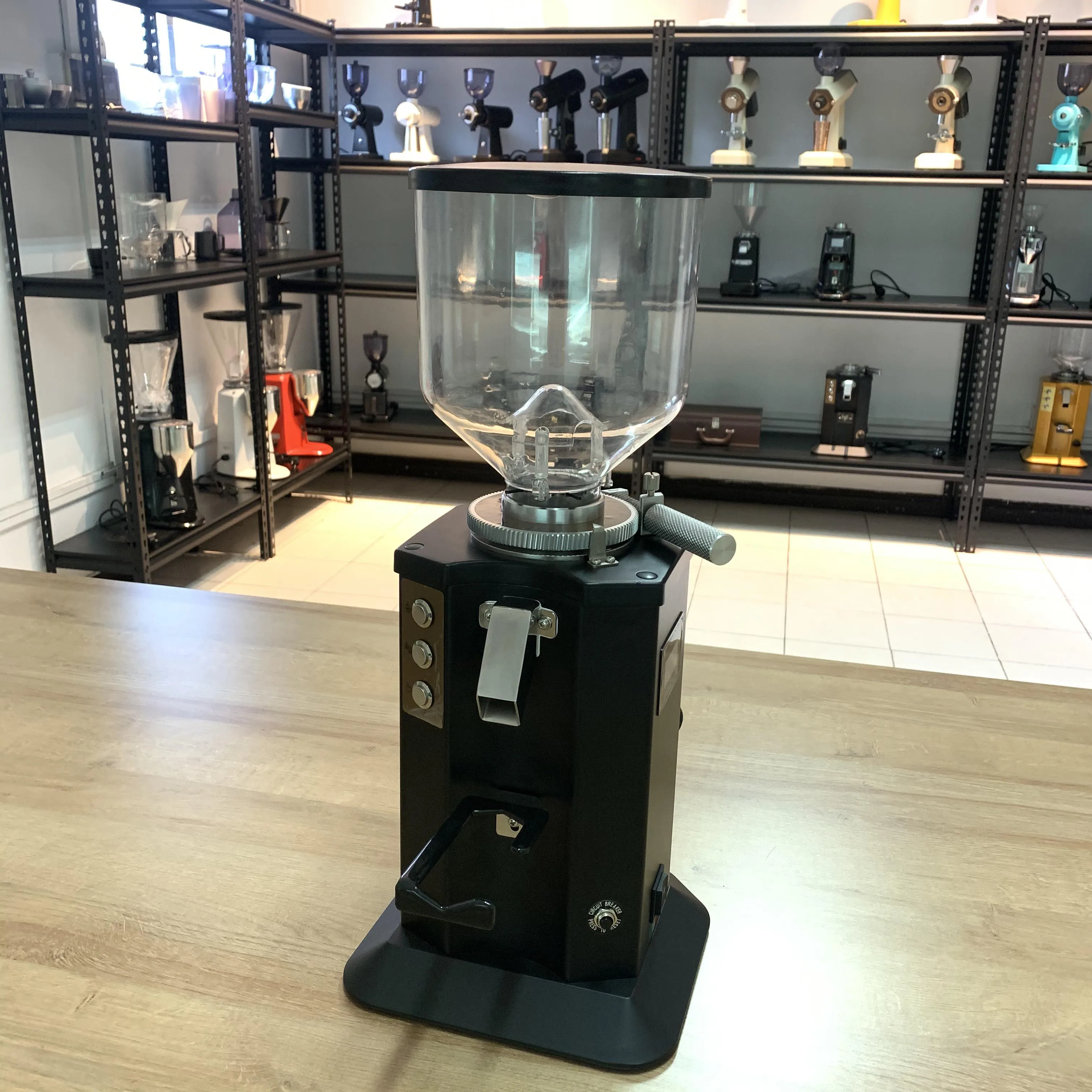 74mm Cast Steel Flat Burr 500w 1l Hopper Espresso Automatic Grinding