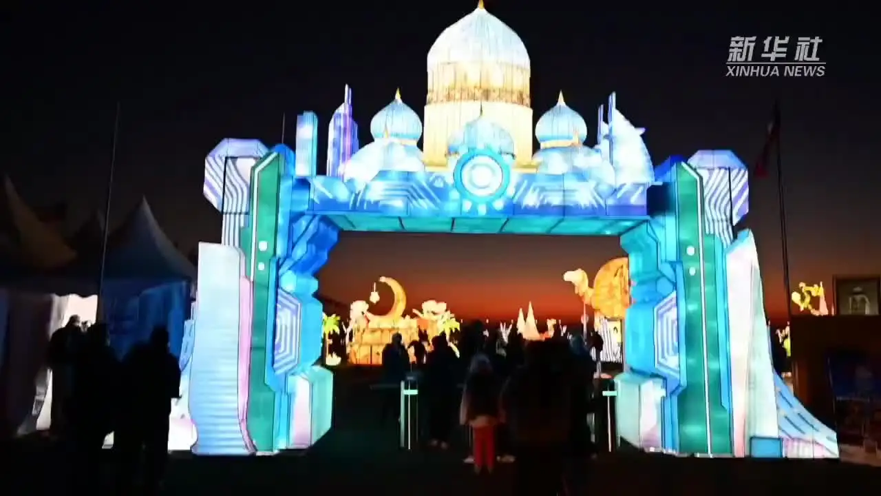 FL-03 Outdoor Large Decoration Chinese Traditional Fabric Lanterns New Year  Christmas Silk Lanterns