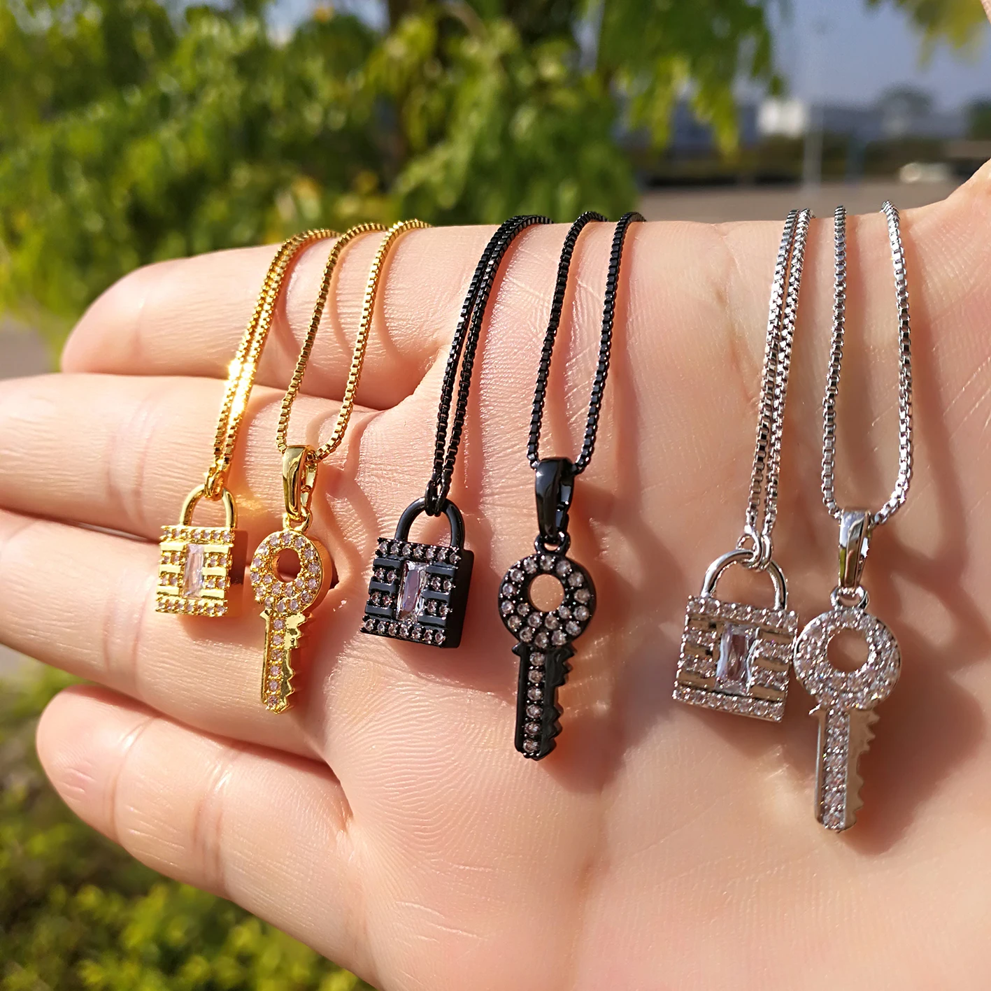 Fashion 18k Gold Jewelry Lock And Key Pendant Necklace For Women And