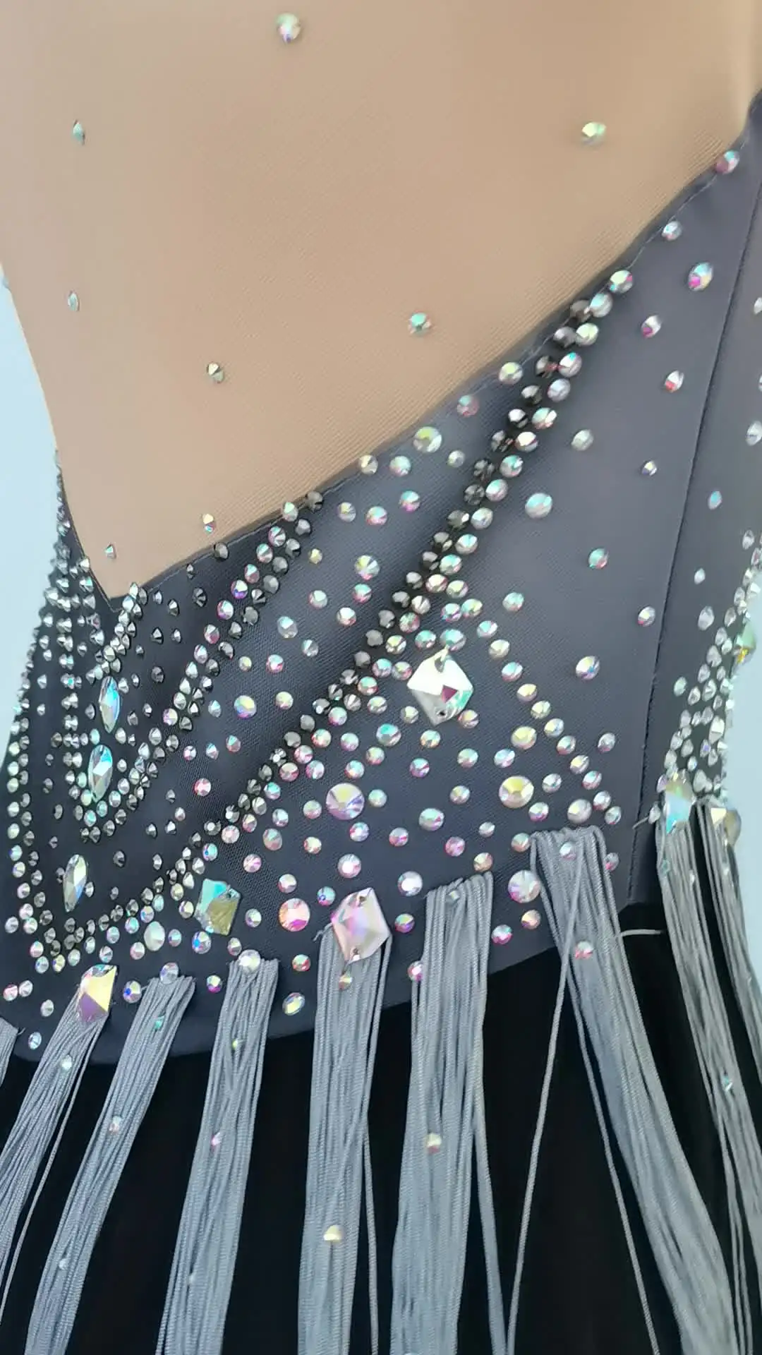 LIUHUO Figure Skating Dress Ice Skating Dress Spandex High Elasticity Competition Skating Wear Long Sleeve Ice Skating Dress LIUHUO Figure Skating Dress Ice Skating Dress Spandex High Elasticity Competition Skating Wear Long Sleeve Ice Skating Dress