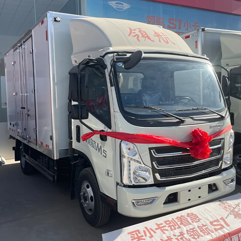 China Foton era navigator m5 light truck 4x2 factory direct sale cargo trucks for export manufacture