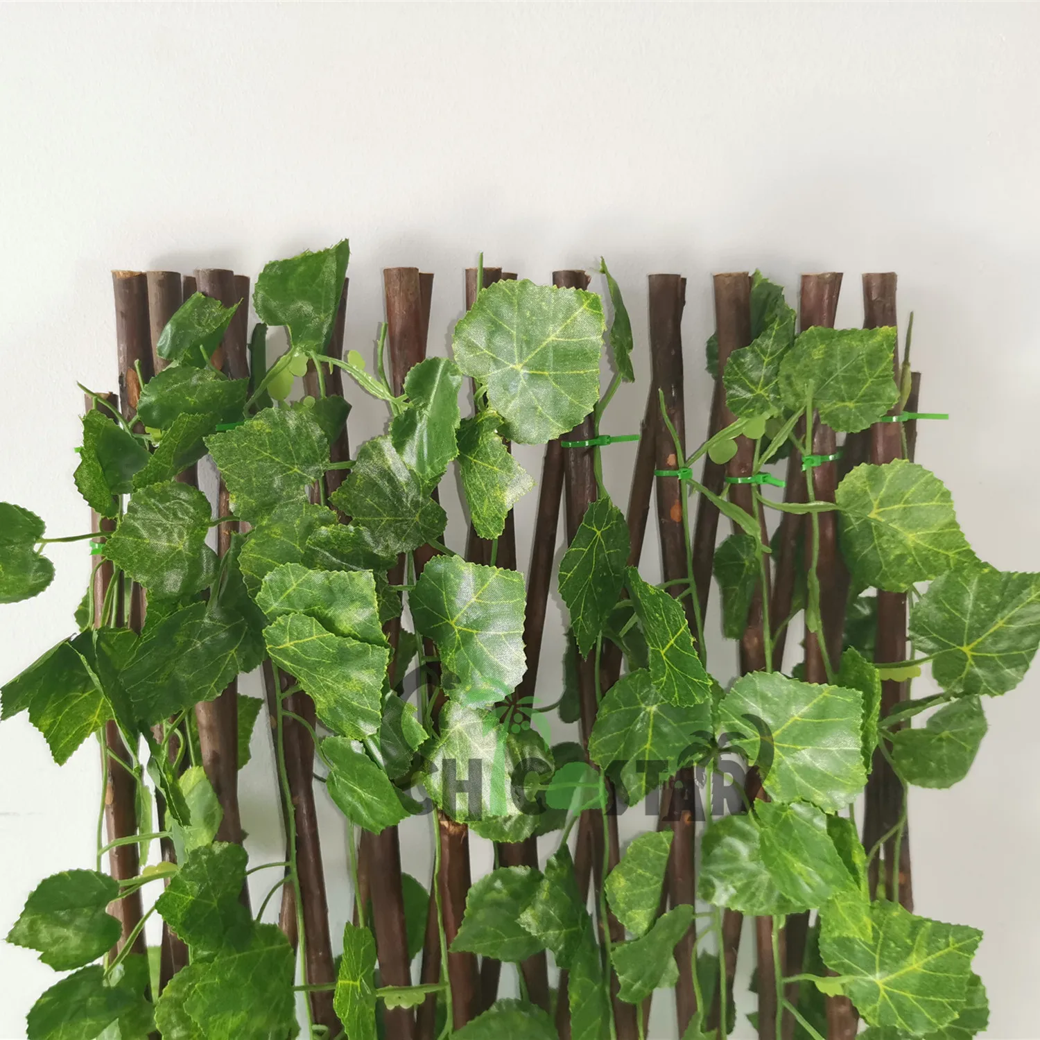 Expandable Artificial Plastic Ivy Leaves Garden Trellis Bamboo Panel