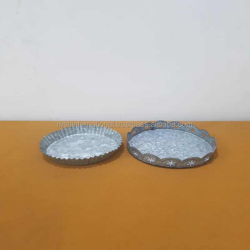 Modern Round Metal Trays Are Used To Decorate The Living Room And
