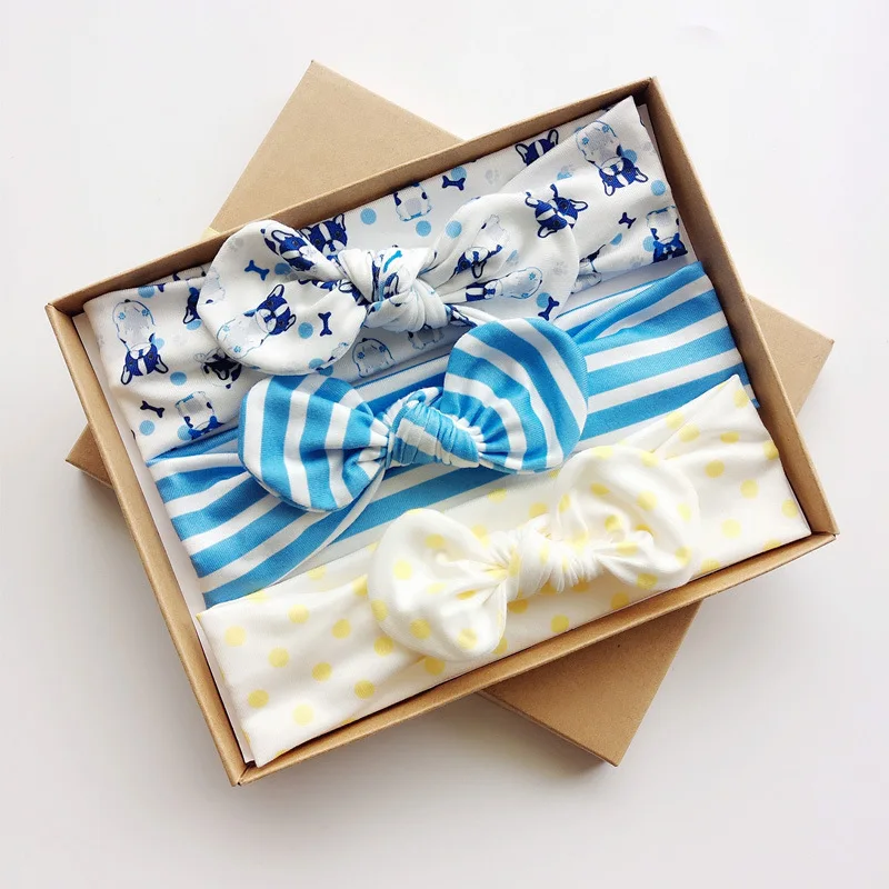 6293863281_1976883899