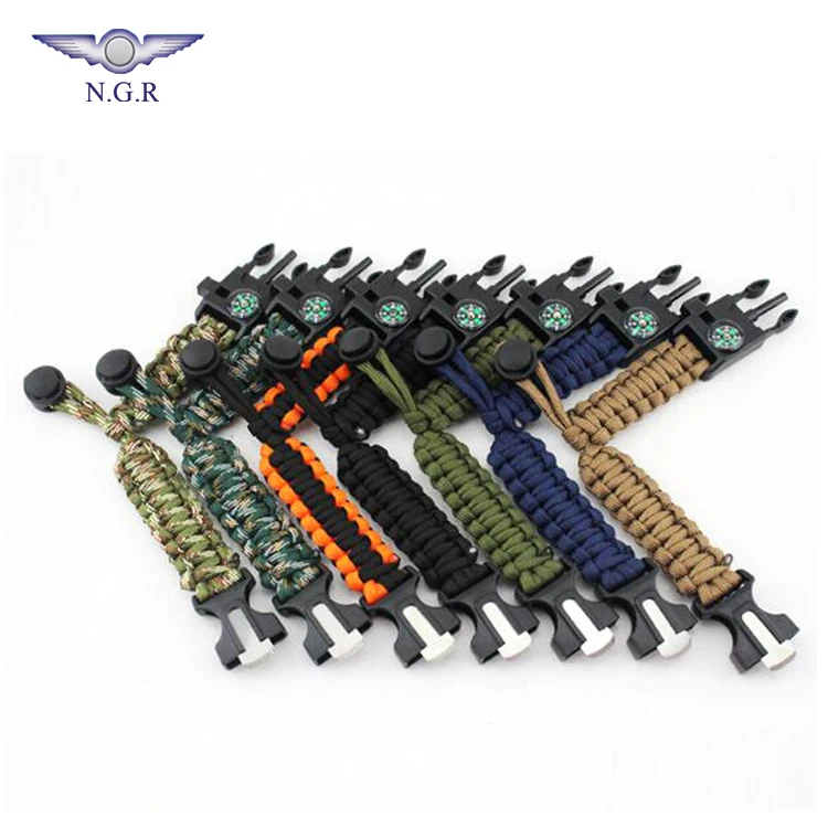 paracord bracelet (4).jpg