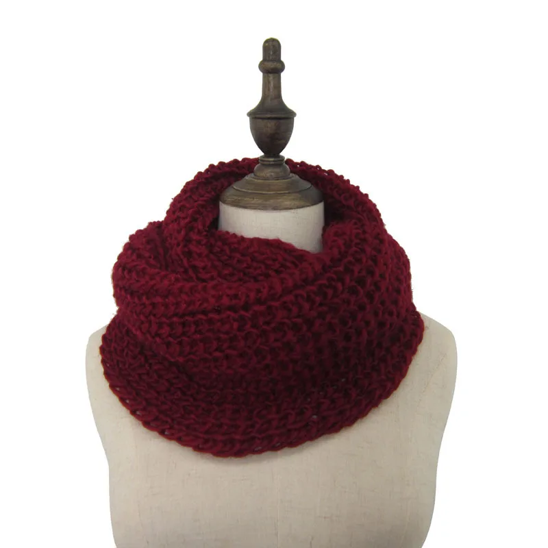 dark red knit scarf.jpg