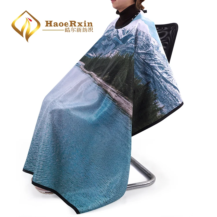 barber cutting cape