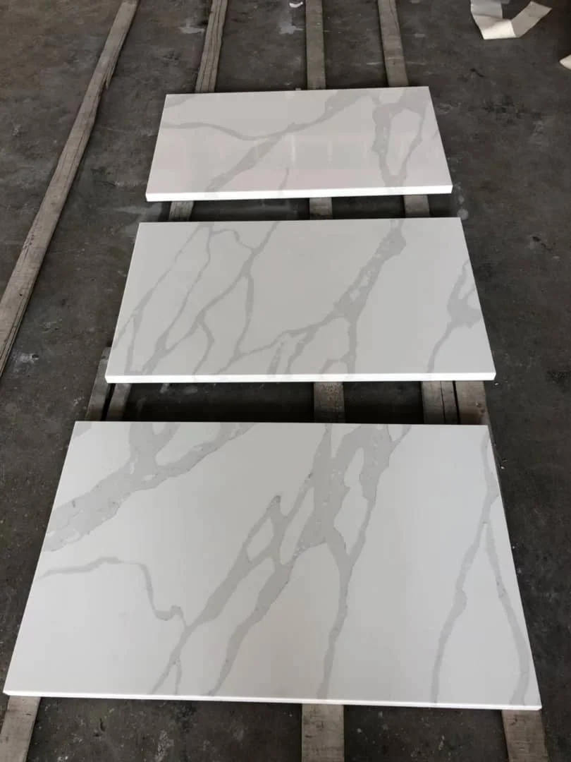 White Quartz Countertop With Grey Veins Calacutta Countertops Quartz ...