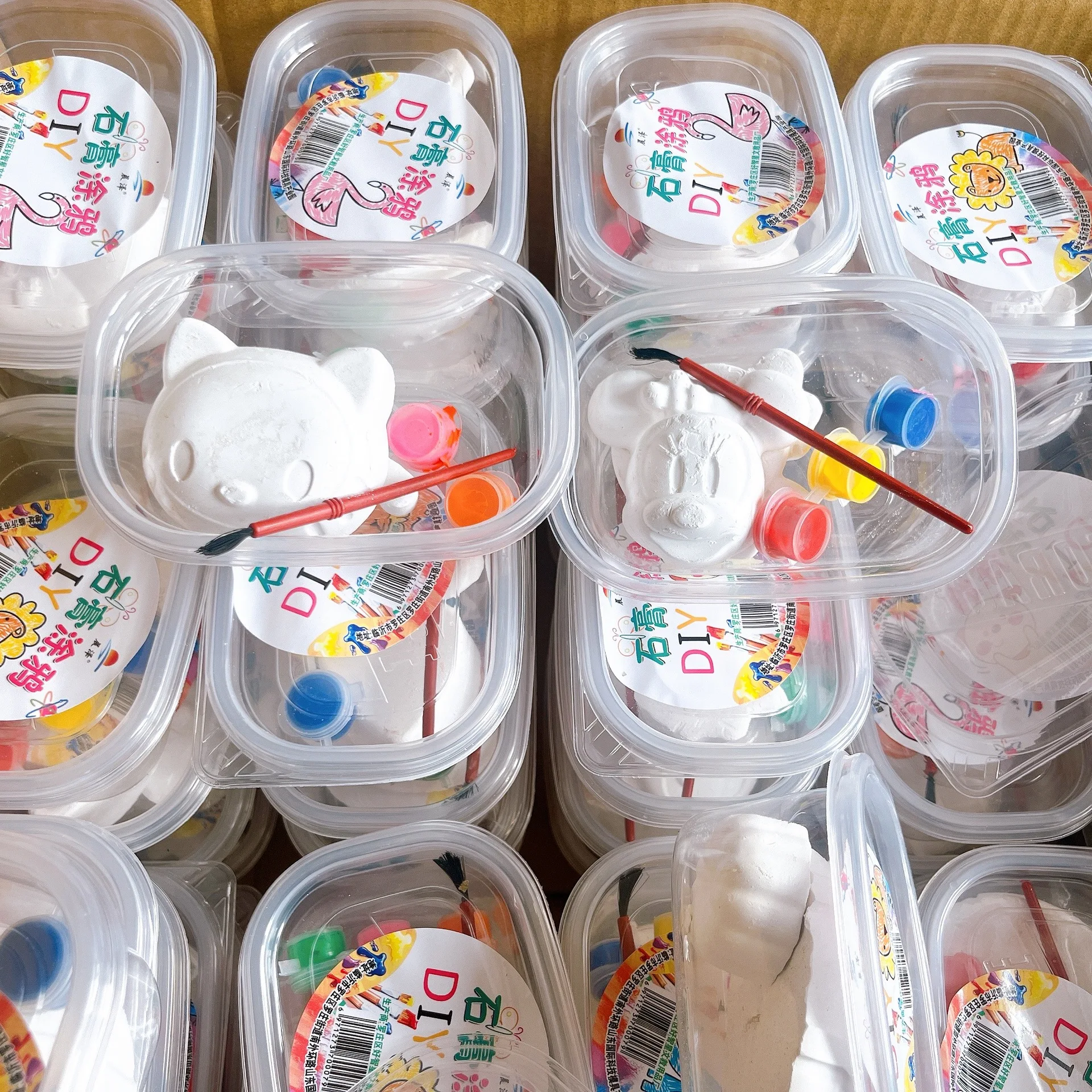 Wholesale Price Diy Plaster Doll Coloring White Blank Painting Graffiti