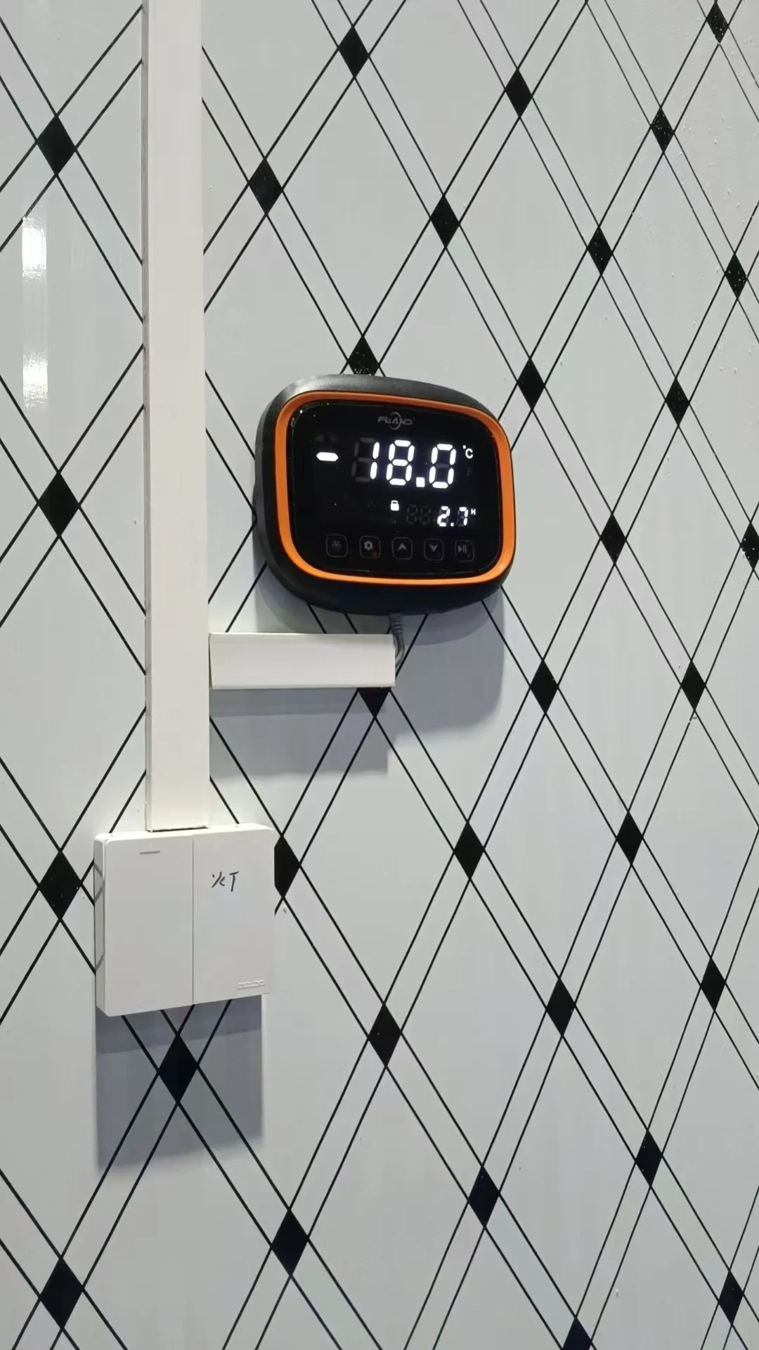Chamber with Bitzer Compressor, 220-480V, 2kw - detail 18