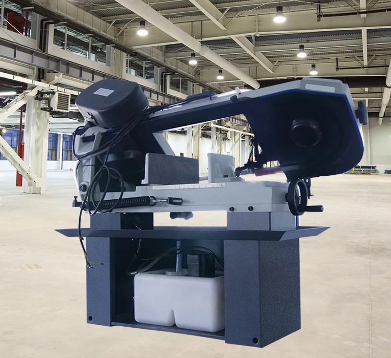 BS-712_03.jpg
