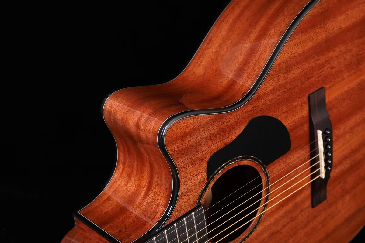 吉他模式: sp-23g 尺寸: 41英寸 上衣: 沙比利 (a) 背部和侧面