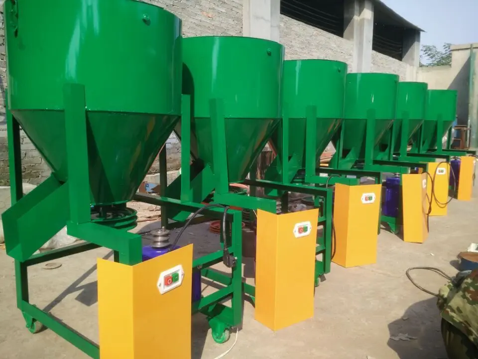 Fast Selling Animal Feed Processing Machinery Small Electric Animal Feed Mixer In Kenya Buy