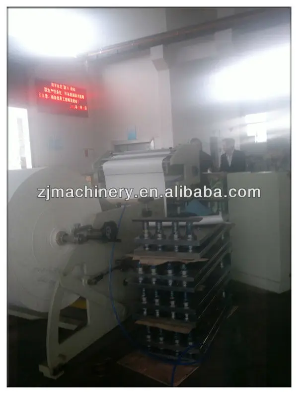 rotary punching machine show customer.jpg