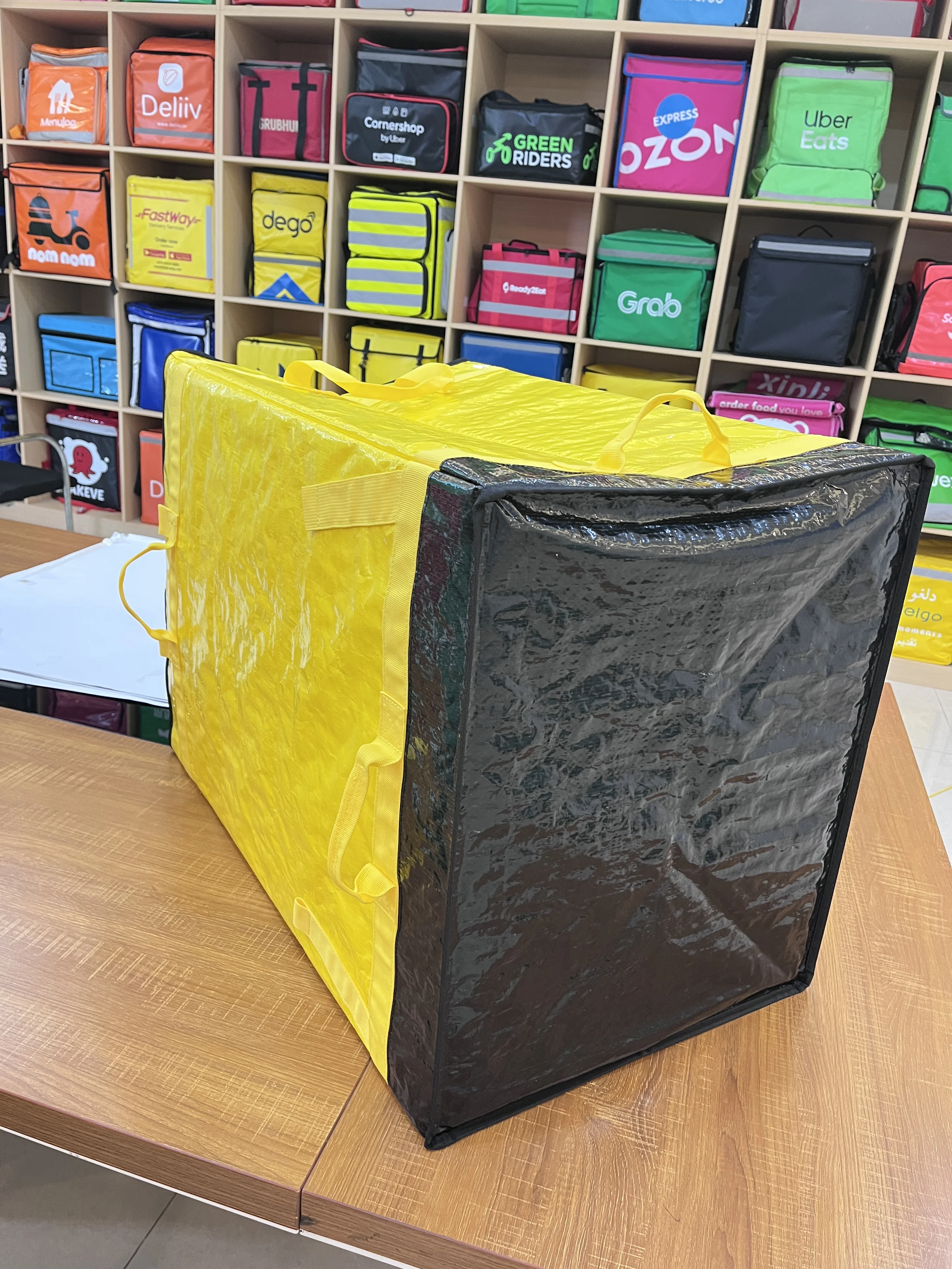 Amazon Style Large Folding Courier Parcel Cooler Bag For Delivery And