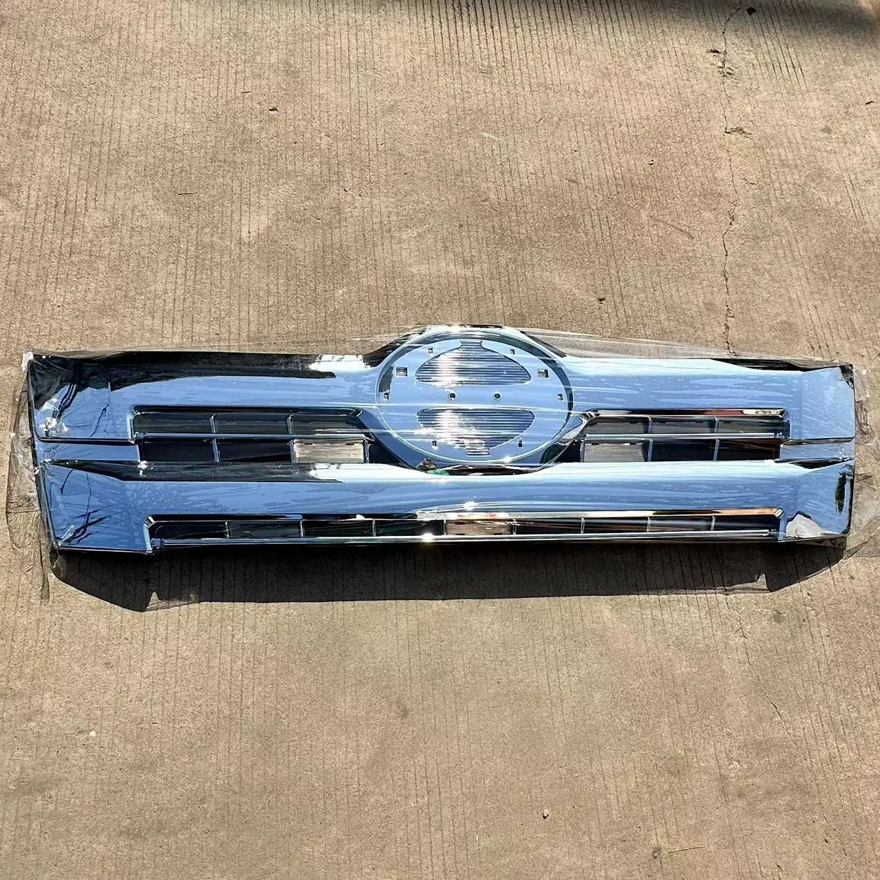 Japanese Truck New HIN 500 Chrome-plated Grille supplier