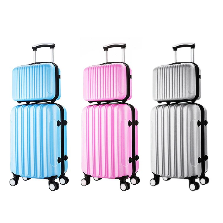 suitcase set with vanity case