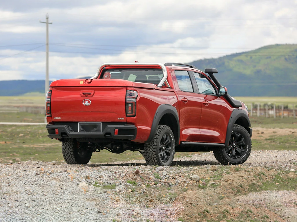 International MXT 4x4 Pickup