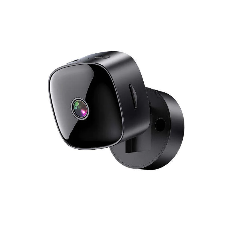 1080p mini WiFi camera disguised as a USB wall charger