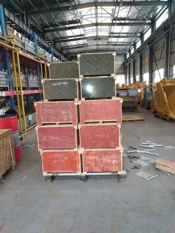 mini digger quick coupler.jpg