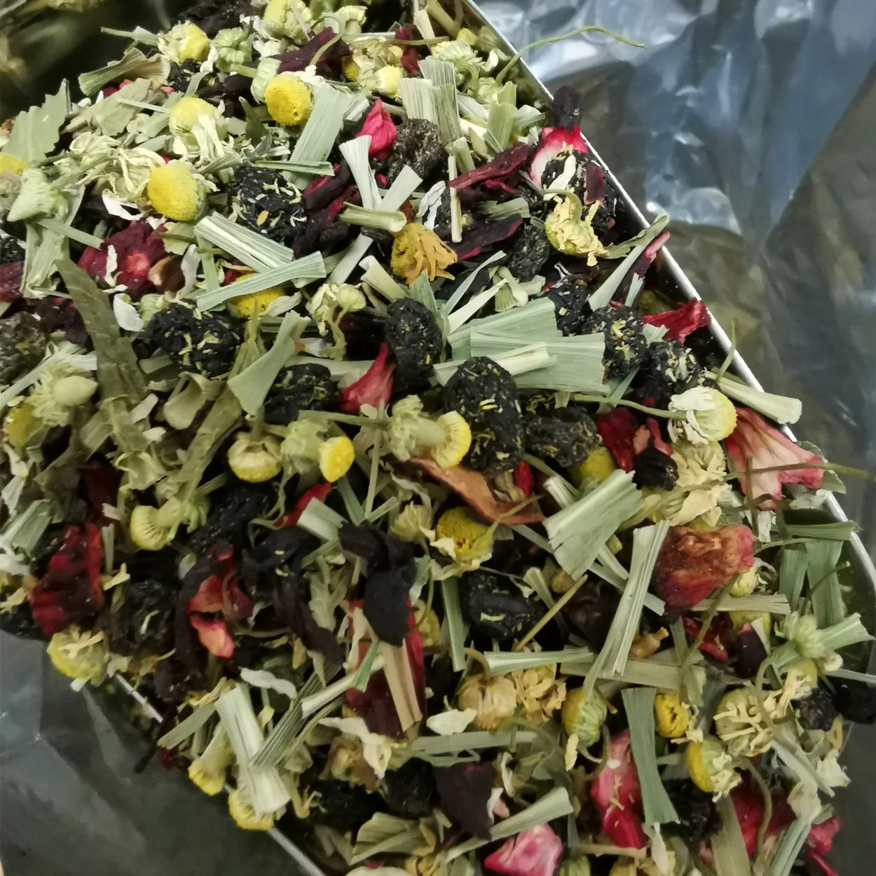 Loose Flavoured Tea Blending Tea with Herbal Blends and Fruit Tea Blend - 4uTea | 4uTea.com