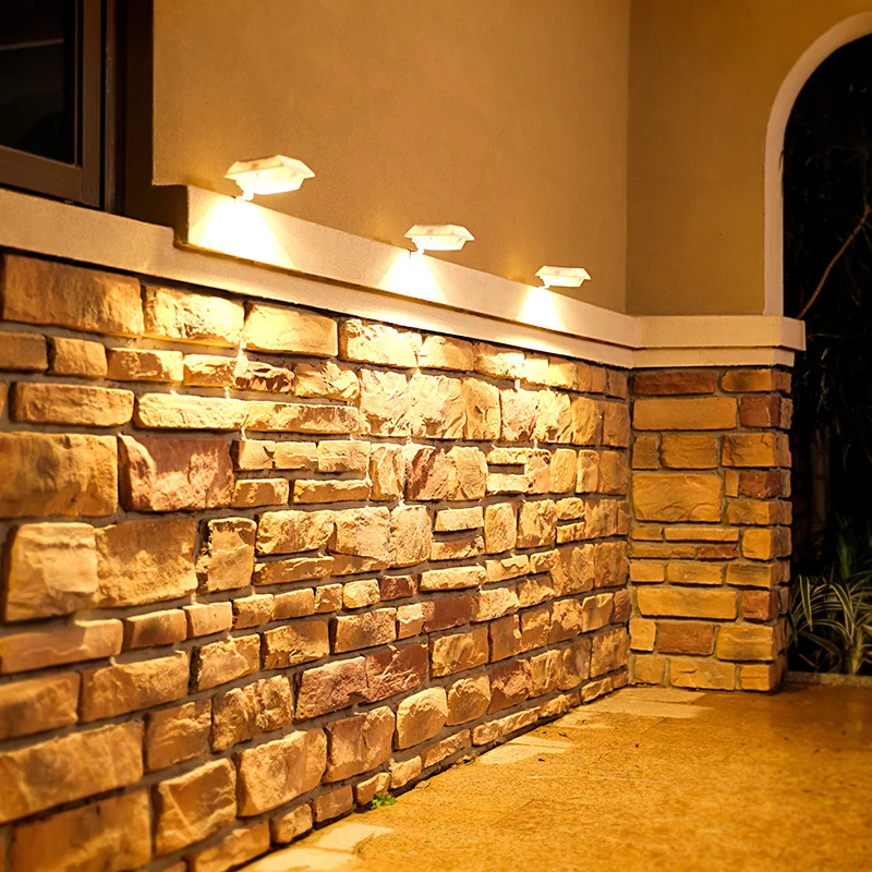 4LED Outdoor Courtyard Landscape Wall Lamp Waterproof Solar Gutter Light