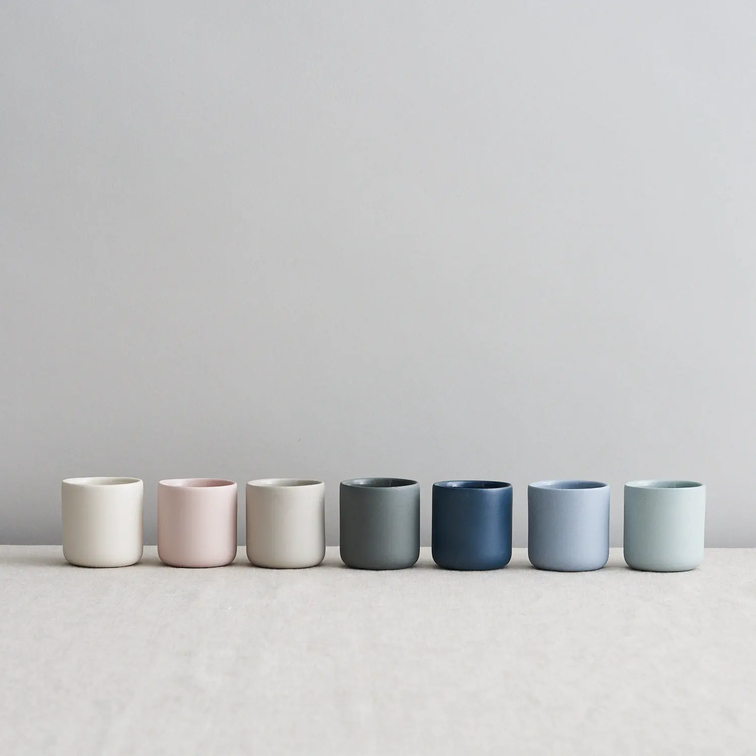 wholesale matte multi-colored wedding home decor candle cup container ceramic empty candle jars without lid .jpg