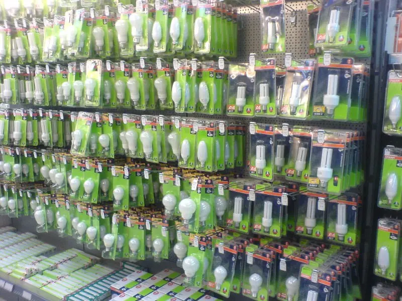 Energy_saving_light_bulbs.jpg